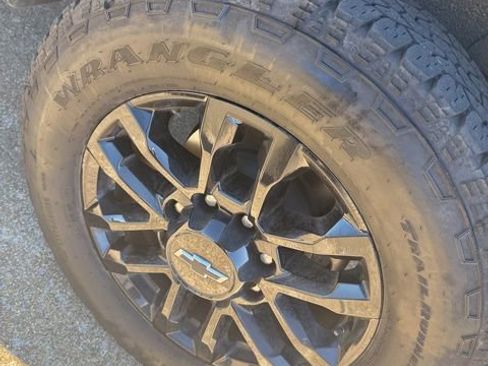 Used 2025 Chevrolet Silverado 2500 LTZ w/ Trail Boss Package AWD/4WD image 7