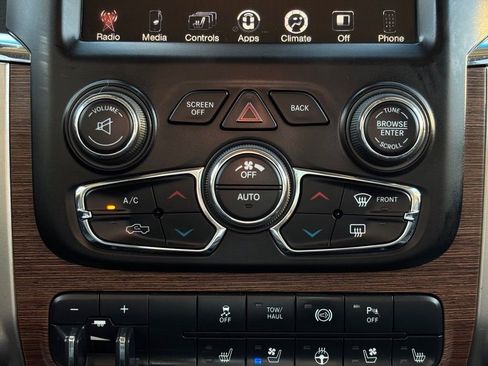 Used 2014 RAM 2500 Laramie image 35