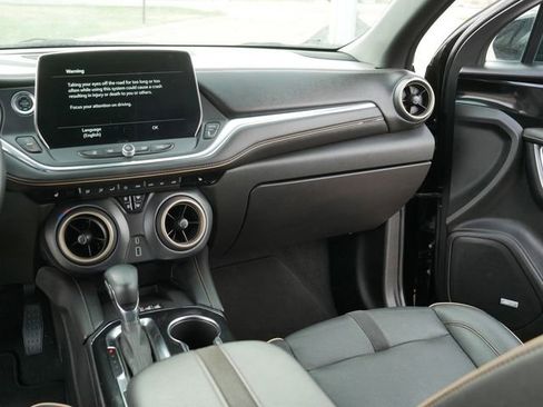 Used 2024 Chevrolet Blazer Premier AWD/4WD image 23