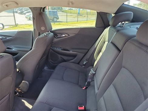 Used 2018 Chevrolet Malibu LS image 25