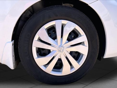 Used 2025 Nissan Versa S w/ Trunk Package FWD image 11