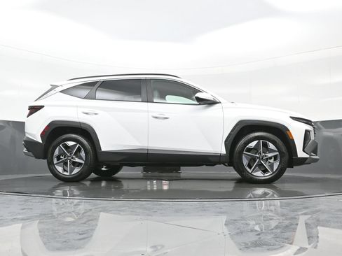Used 2025 Hyundai Tucson SEL AWD/4WD image 32