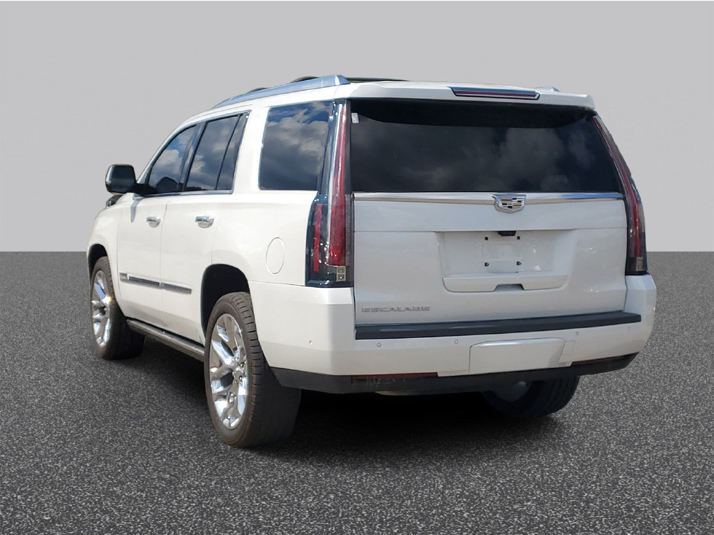 Used 2018 Cadillac Escalade Premium Luxury AWD/4WD image 2