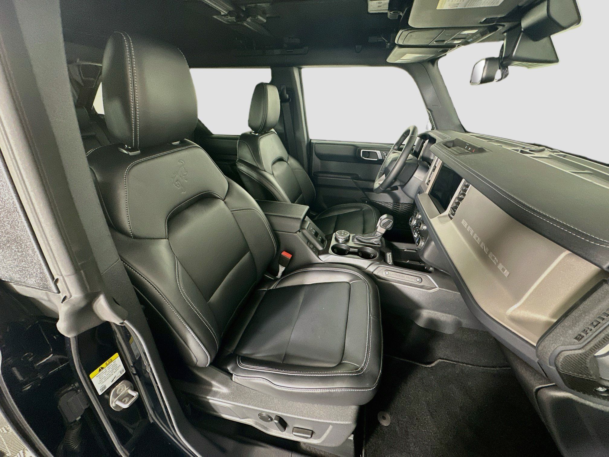 Used 2025 Ford Bronco Outer Banks AWD/4WD image 32