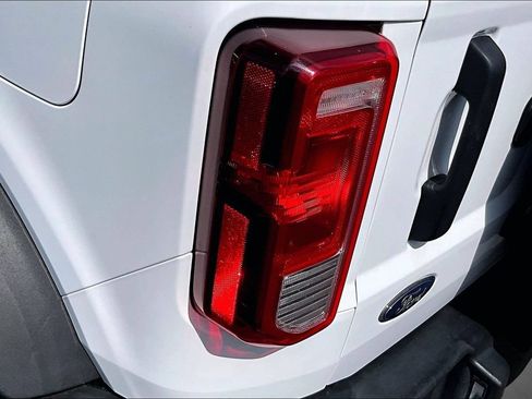Used 2022 Ford Bronco 2-Door AWD/4WD image 23