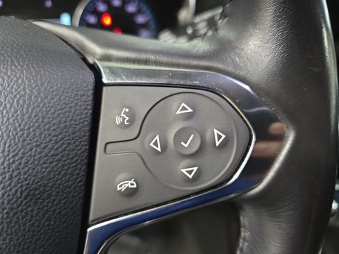 Used 2019 Chevrolet Traverse RS image 21