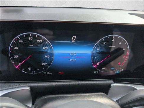 Certified 2025 Mercedes-Benz GLB 250 4MATIC w/ Winter Package image 11