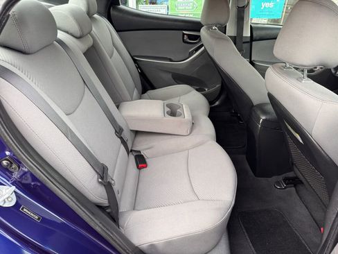Used 2013 Hyundai Elantra GLS image 11