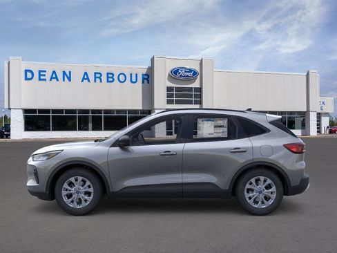 New 2026 Ford Escape Active w/ Tech Pack #1 AWD/4WD image 3