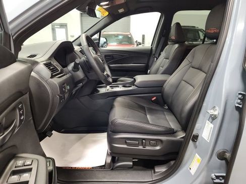 Certified 2025 Honda Ridgeline TrailSport image 11