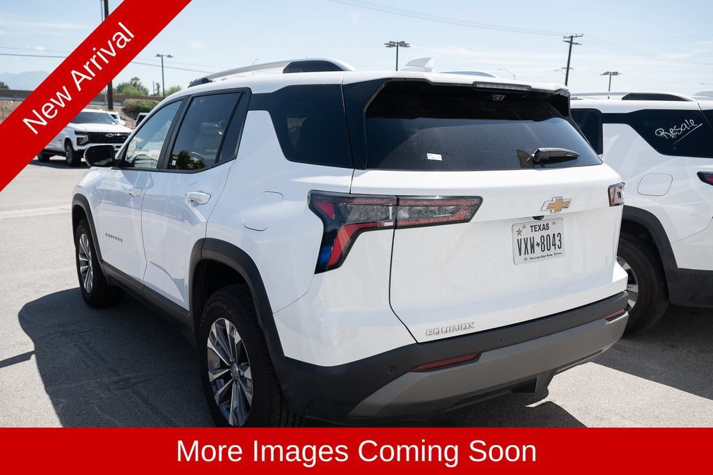 Used 2025 Chevrolet Equinox LT w/ Convenience Package II FWD image 4