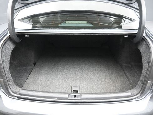 Used 2014 Volkswagen Passat 1.8T Wolfsburg Edition image 39