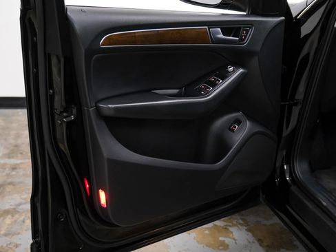 Used 2015 Audi Q5 2.0T Premium image 36