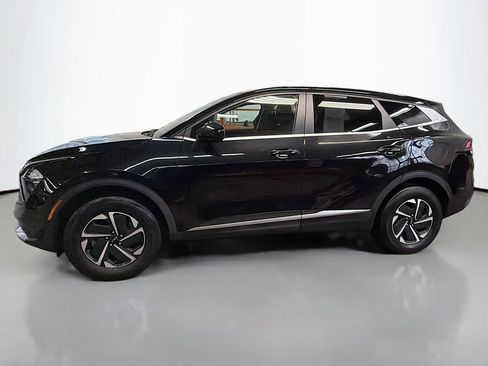 Used 2023 Kia Sportage LX image 6