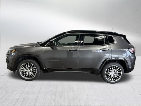 Used 2023 Jeep Compass Limited w/ Elite Group AWD/4WD image 4