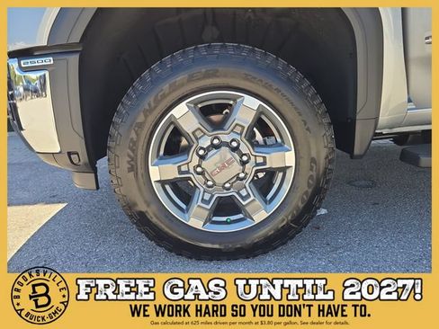 New 2026 GMC Sierra 2500 SLT w/ SLT Premium Package AWD/4WD image 29
