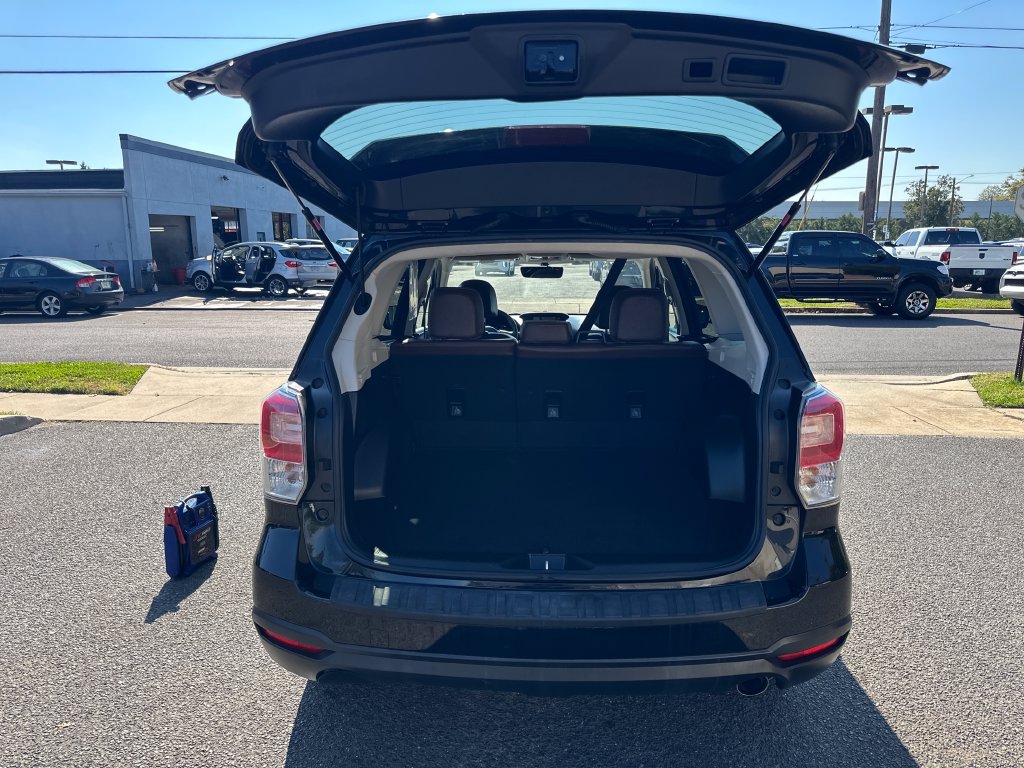Used 2017 Subaru Forester 2.5i Touring w/ Popular Package #1 AWD/4WD image 17