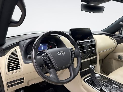 Used 2022 INFINITI QX80 Sensory w/ All-Season Package image 10