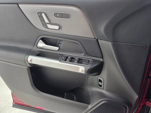 Certified 2020 Mercedes-Benz GLB 250 GLB 250 image 25