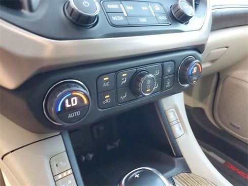 Used 2019 GMC Acadia Denali w/ Technology Package image 78