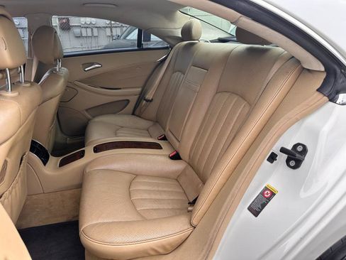 Used 2006 Mercedes-Benz CLS 500 image 15