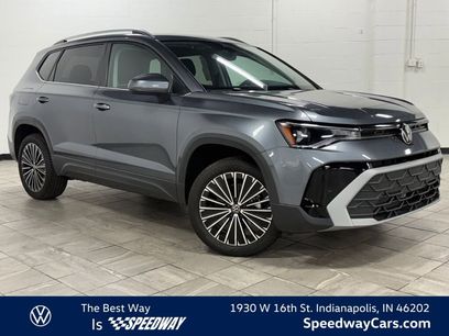 New 2025 Volkswagen Taos SE