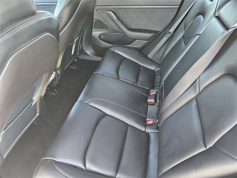 Used 2020 Tesla Model 3 Standard Range Plus image 27