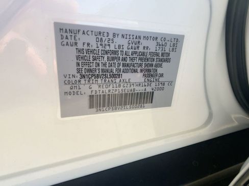 New 2025 Nissan Kicks Play S image 19