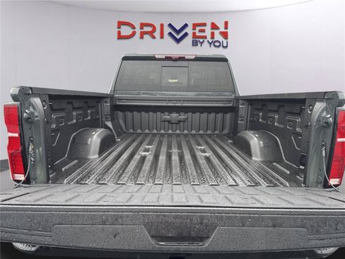 New 2026 Chevrolet Silverado 2500 ZR2 AWD/4WD image 37