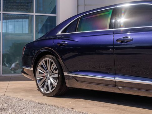 Certified 2023 Bentley Flying Spur W12 AWD/4WD image 14