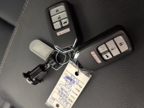 Used 2024 Honda Passport EX-L image 39