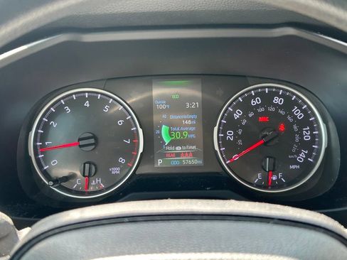 Used 2022 Toyota RAV4 LE FWD image 29
