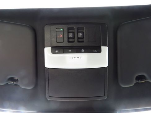 Used 2023 Mitsubishi Outlander SEL AWD/4WD image 30
