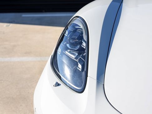 New 2025 Porsche 718 Cayman image 13