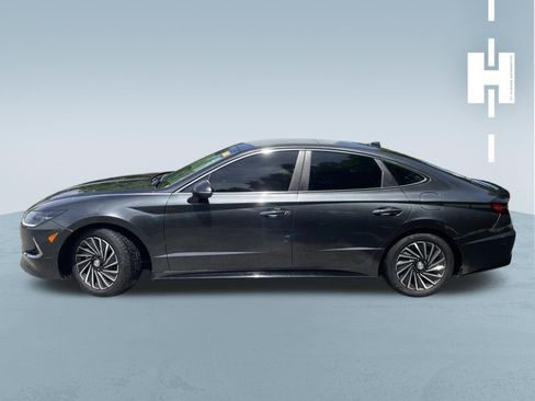 Used 2020 Hyundai Sonata Limited FWD image 2