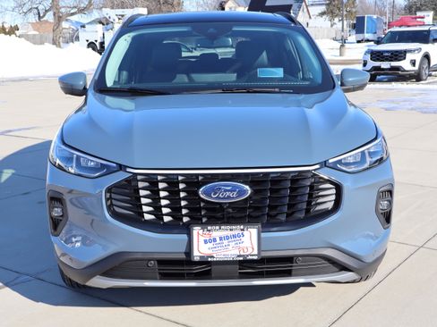 New 2025 Ford Escape SE w/ PHEV Premium Package image 2