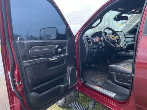 Used 2022 RAM 2500 Limited w/ Night Edition image 4