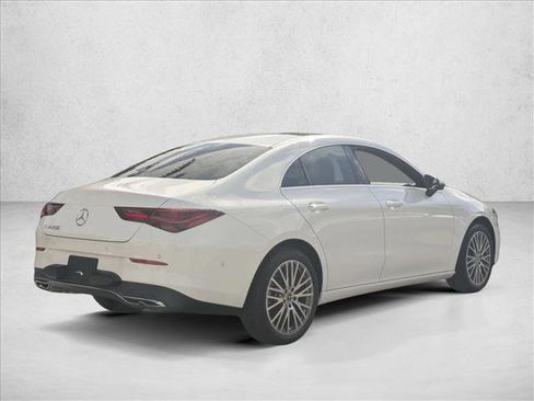 Used 2026 Mercedes-Benz CLA 250 image 2