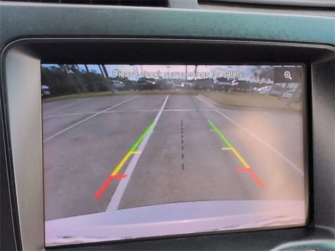 Used 2013 Ford Explorer XLT image 20