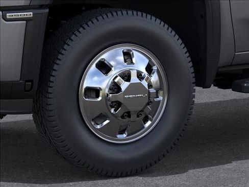 New 2026 GMC Sierra 3500 Denali image 9