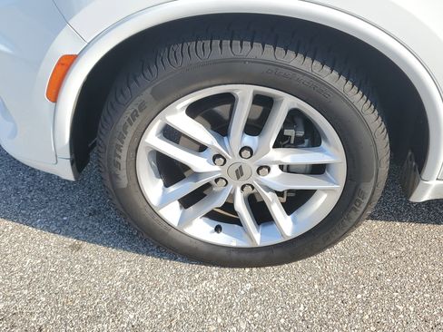 Used 2024 Dodge Durango GT image 9