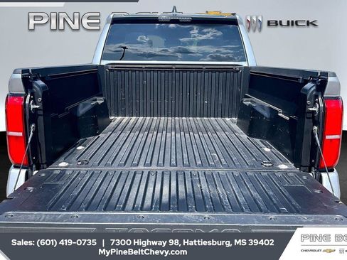 Used 2024 Toyota Tacoma SR5 RWD image 5