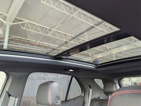 Certified 2024 Chevrolet Equinox RS w/ RS Leather Package image 8