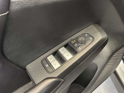 Used 2023 Mitsubishi Outlander SE FWD image 18