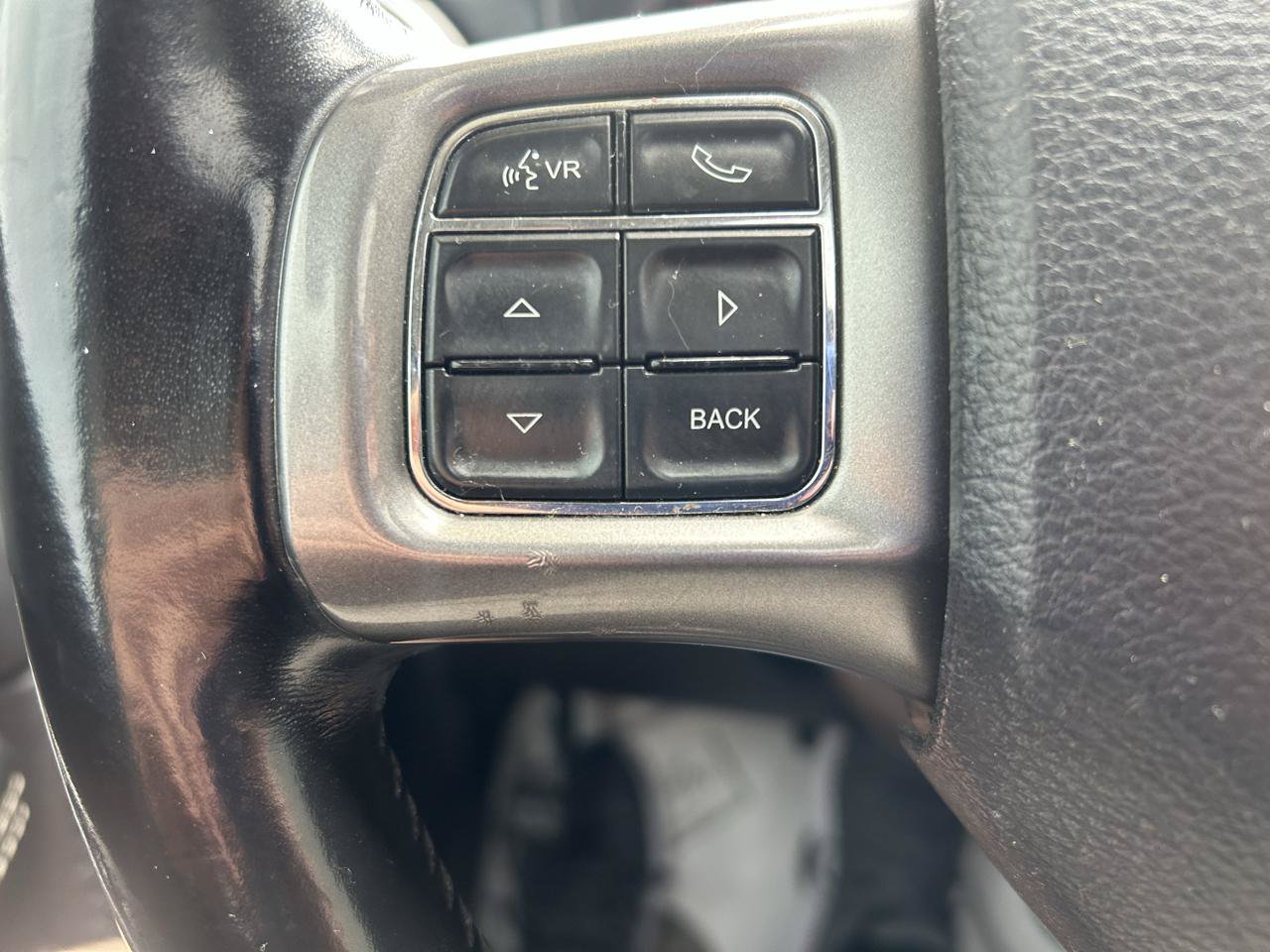 Used 2020 Dodge Journey Crossroad FWD image 20