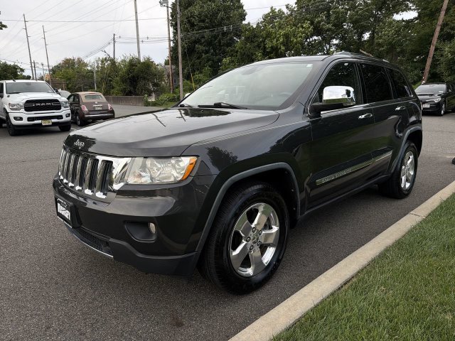 Used 2011 Jeep Grand Cherokee Limited AWD/4WD image 4