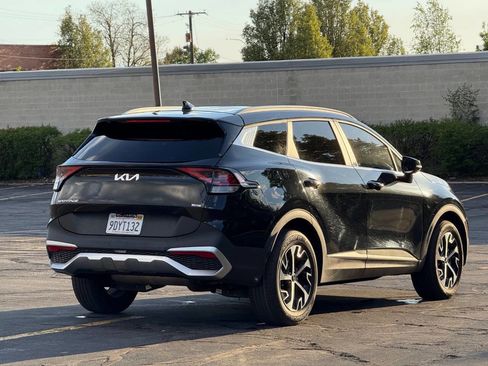 Used 2023 Kia Sportage EX AWD/4WD image 5