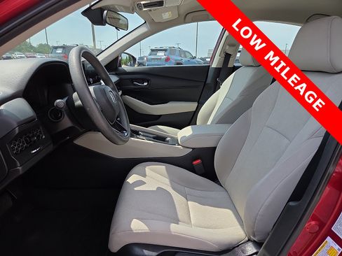 Used 2024 Honda Accord LX image 15
