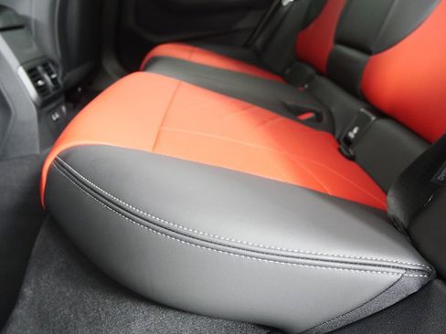Used 2026 BMW 228i w/ Premium Package FWD image 15
