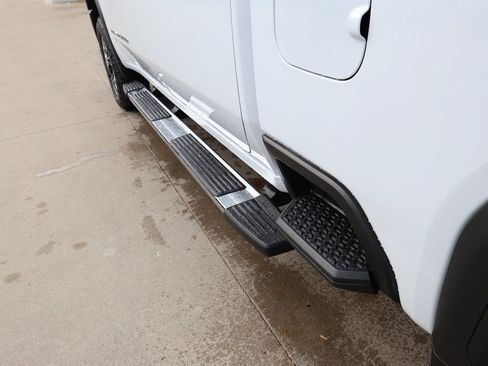 New 2026 GMC Sierra 2500 Denali w/ Technology Package AWD/4WD image 10